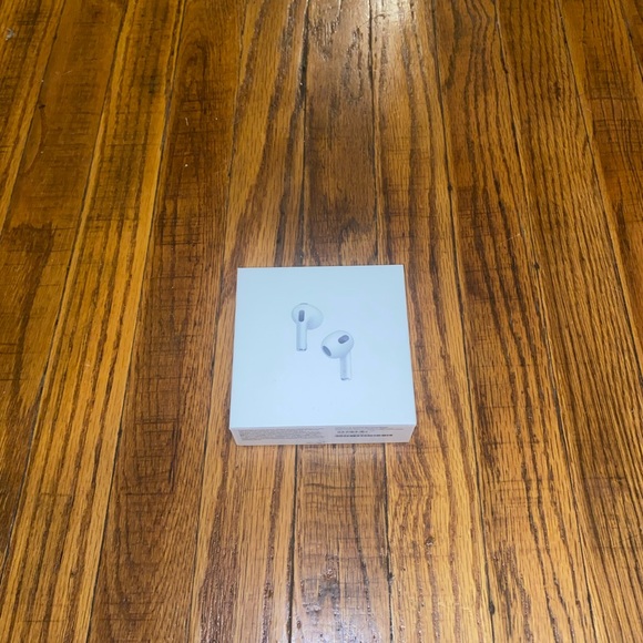 Apple White Earbud Headphones